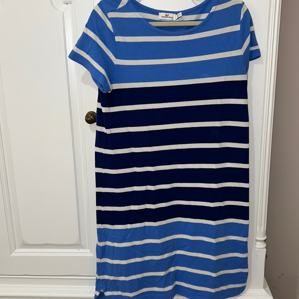 Vineyard vines blue and white stripe dress